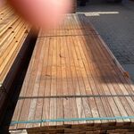 Ca. 180x Angelim Pedra Regels Geschaafd, 35x50mm, lengte 305cm